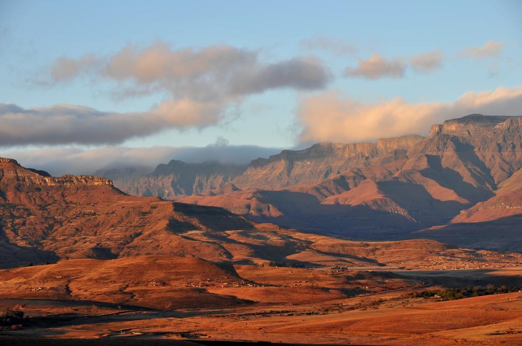 Berghouse And Cottages Langkloof Екстер'єр фото